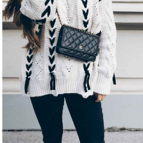 Classic Chanel lambskin wallet on chain black with gold - Picture 6 of 16